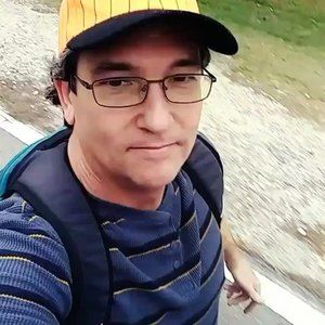 Meet your Posher, Wayne